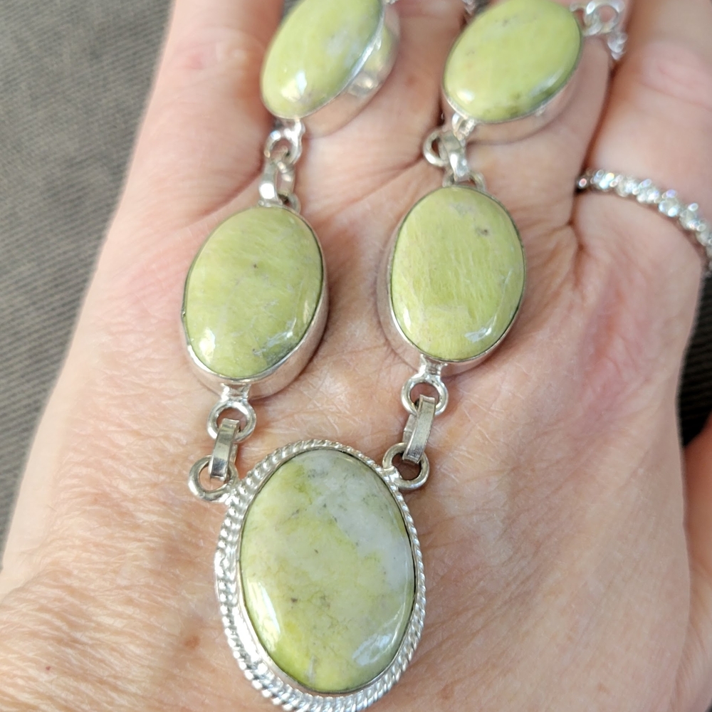 Elegant 925 Silver and Green Stone Necklace Natural Chrysoprase Gemstones
